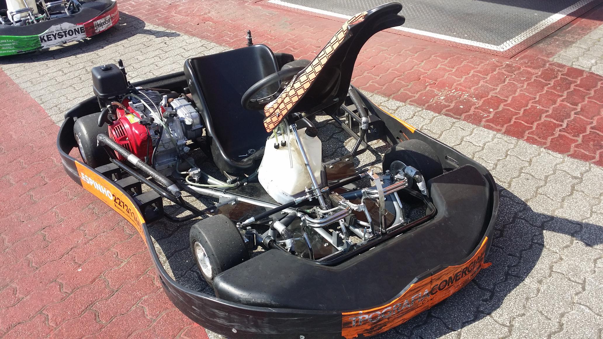 No final os karts e os pneus ficaram assim20
